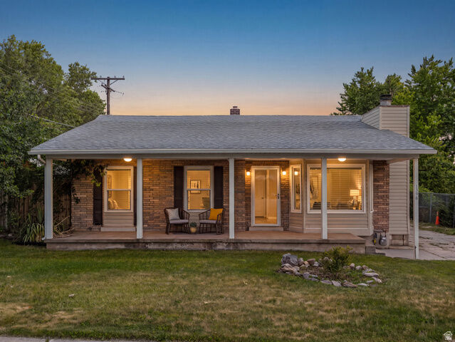 Property Photo:  396 E 700 S  UT 84014 