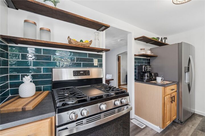 Property Photo: 3645 W Run Rd PA 15120