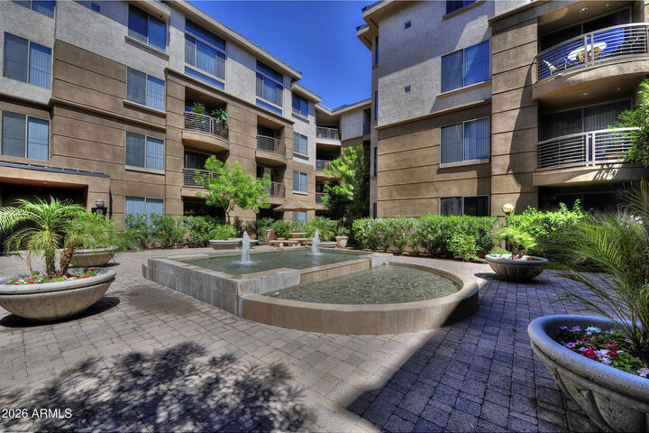Property Photo:  1701 E Colter Street 216  AZ 85016 