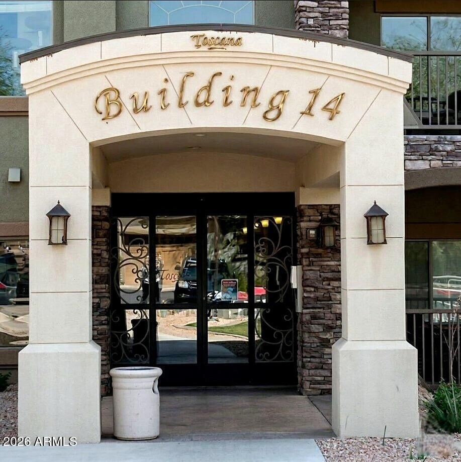 Property Photo: 5350 E Deer Valley Drive E 3249 AZ 85054