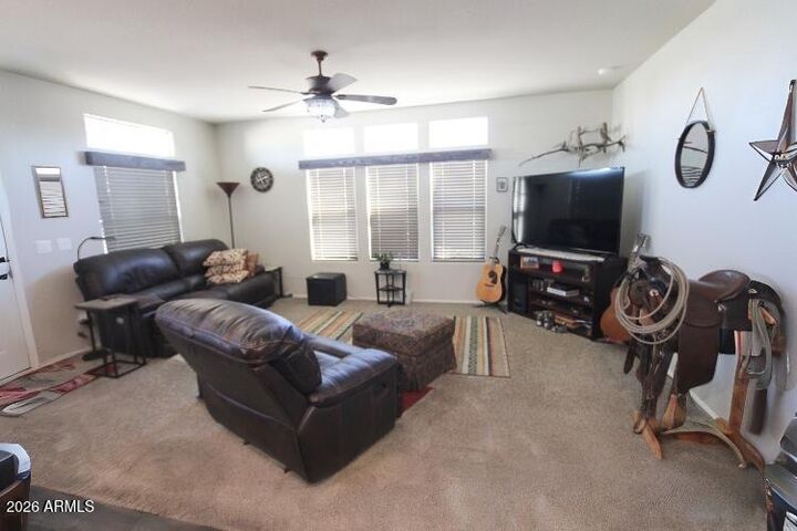 Property Photo: 1837 N Thornton Road Mh05 AZ 85122