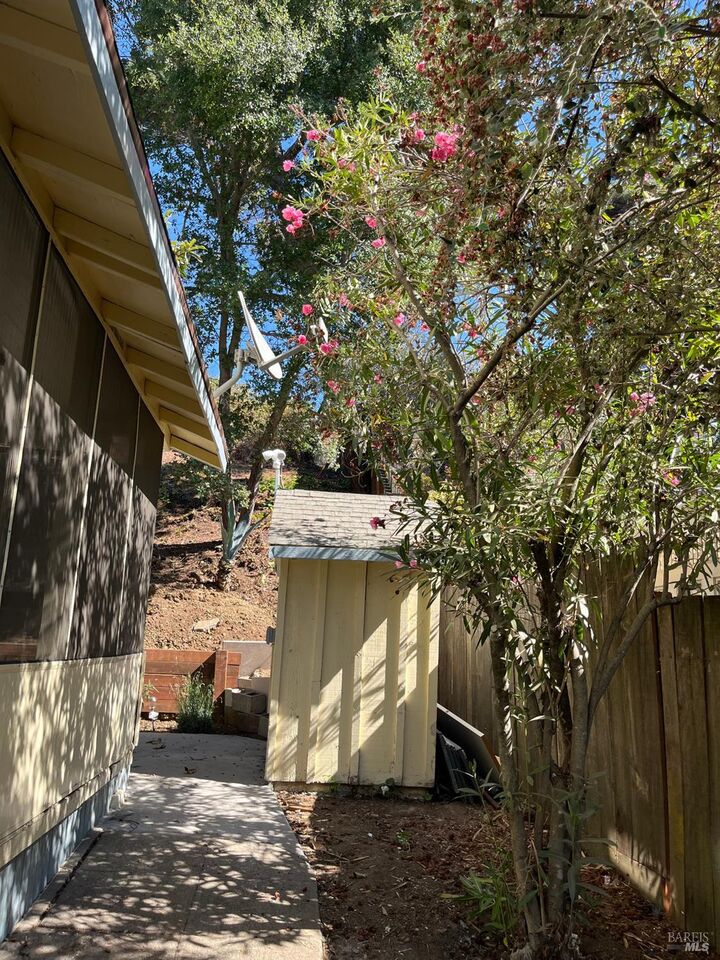 Property Photo:  118 B Street  CA 94590 
