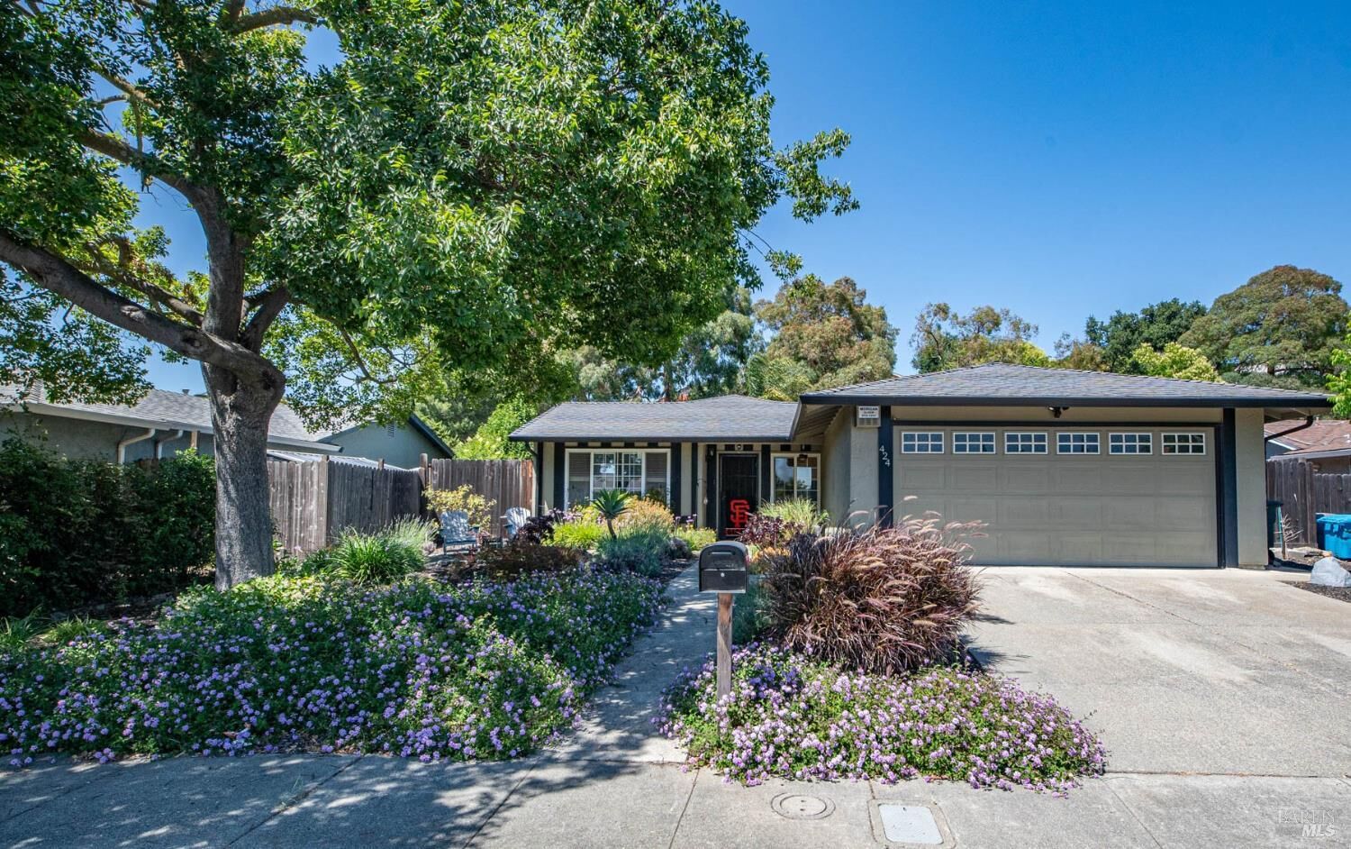 Property Photo:  424 Holly Street  CA 94589 
