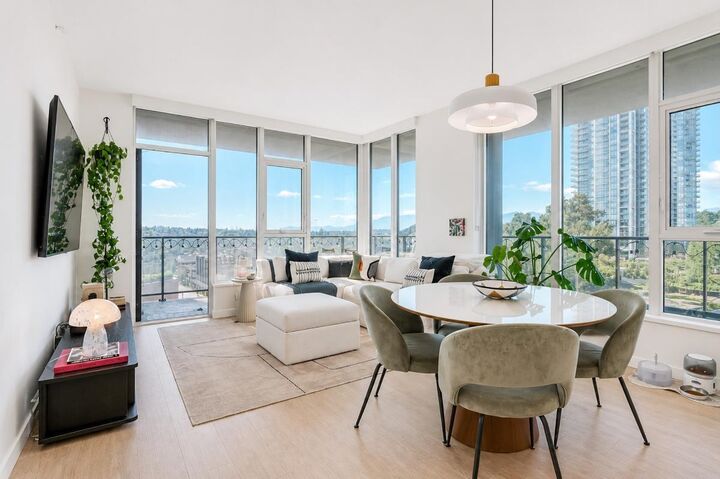 Property Photo: 4168 Lougheed Highway 705 BC V5C 6A7
