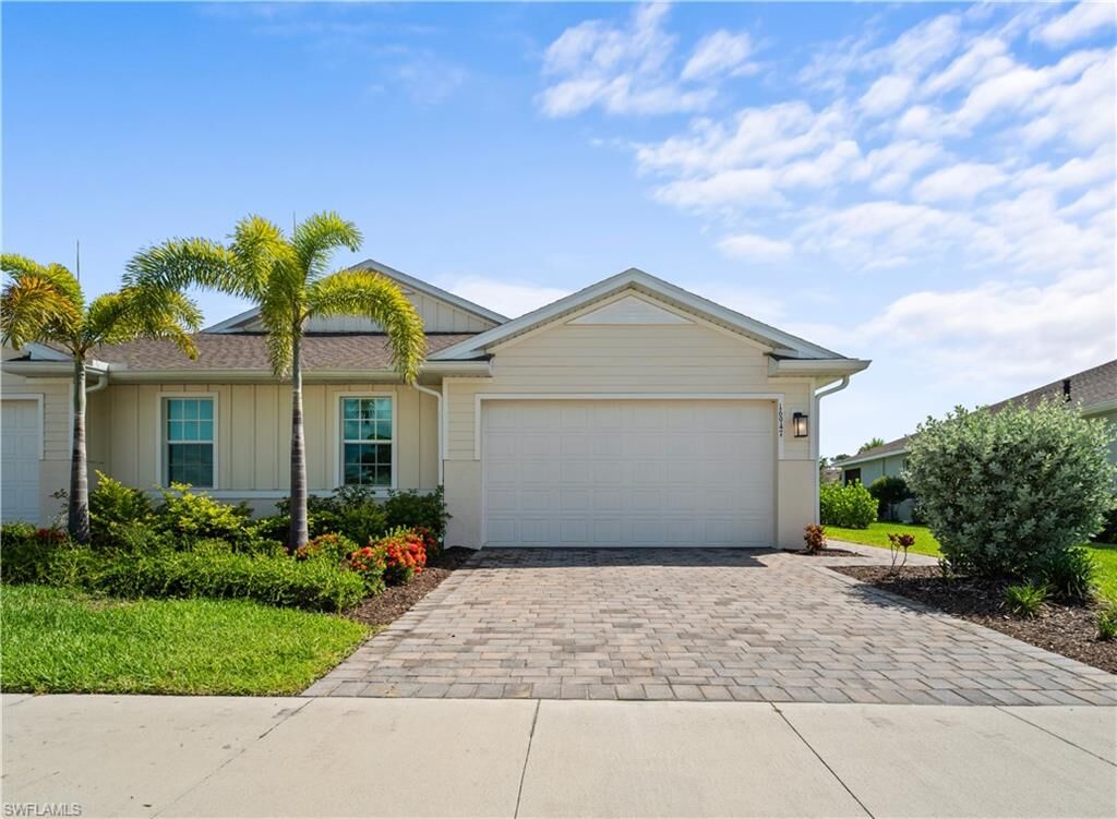 Property Photo:  16947 Hawk Ct  FL 33982 