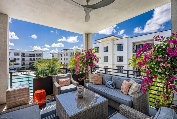 Property Photo:  1115 Central Ave 456  FL 34102 