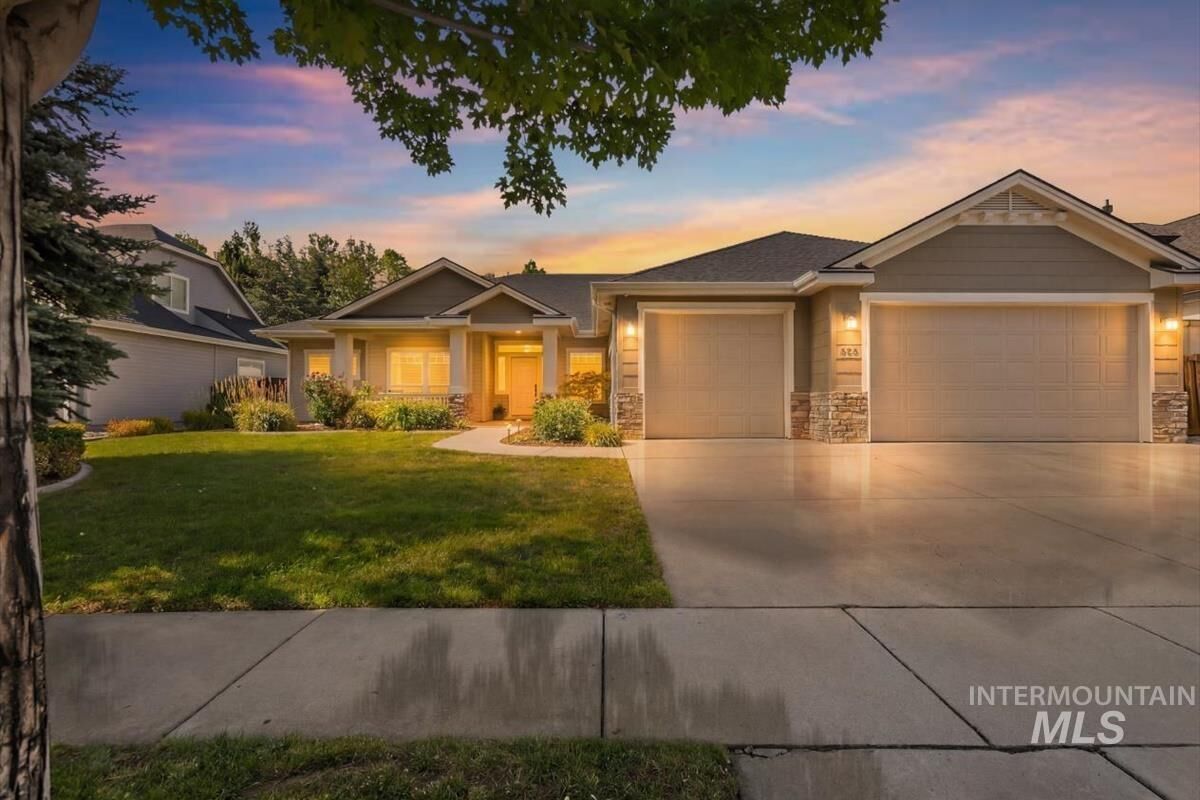 Property Photo:  878 E Kaibab Trail Dr  ID 83646 