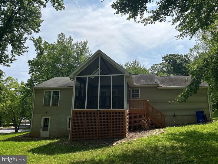 Property Photo: 1002 Midvale Avenue MD 21771