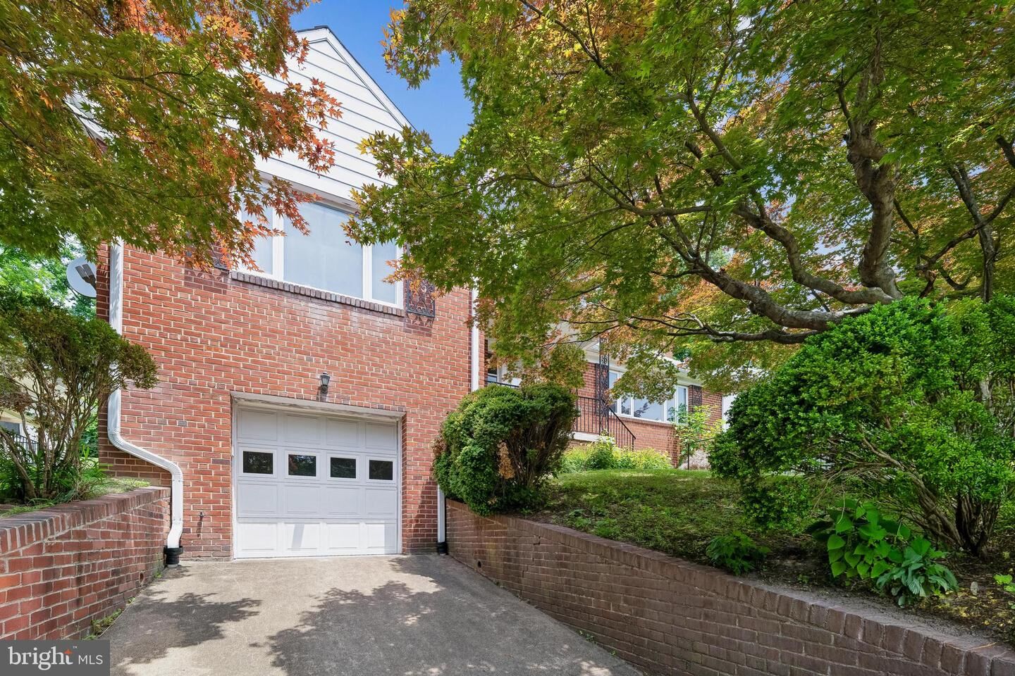 Property Photo:  3113 Birch Street NW  DC 20015 