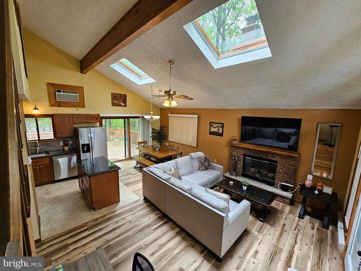 Property Photo: 8226 Woodchuck Court PA 18301