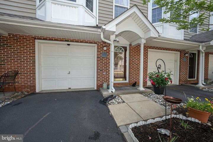 Property Photo:  3 Cameron Court  PA 19468 