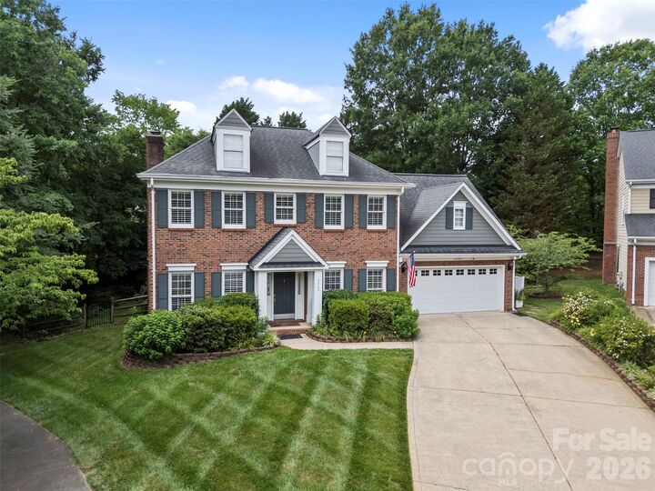 Property Photo: 6202 Hickory Cove Lane NC 28269
