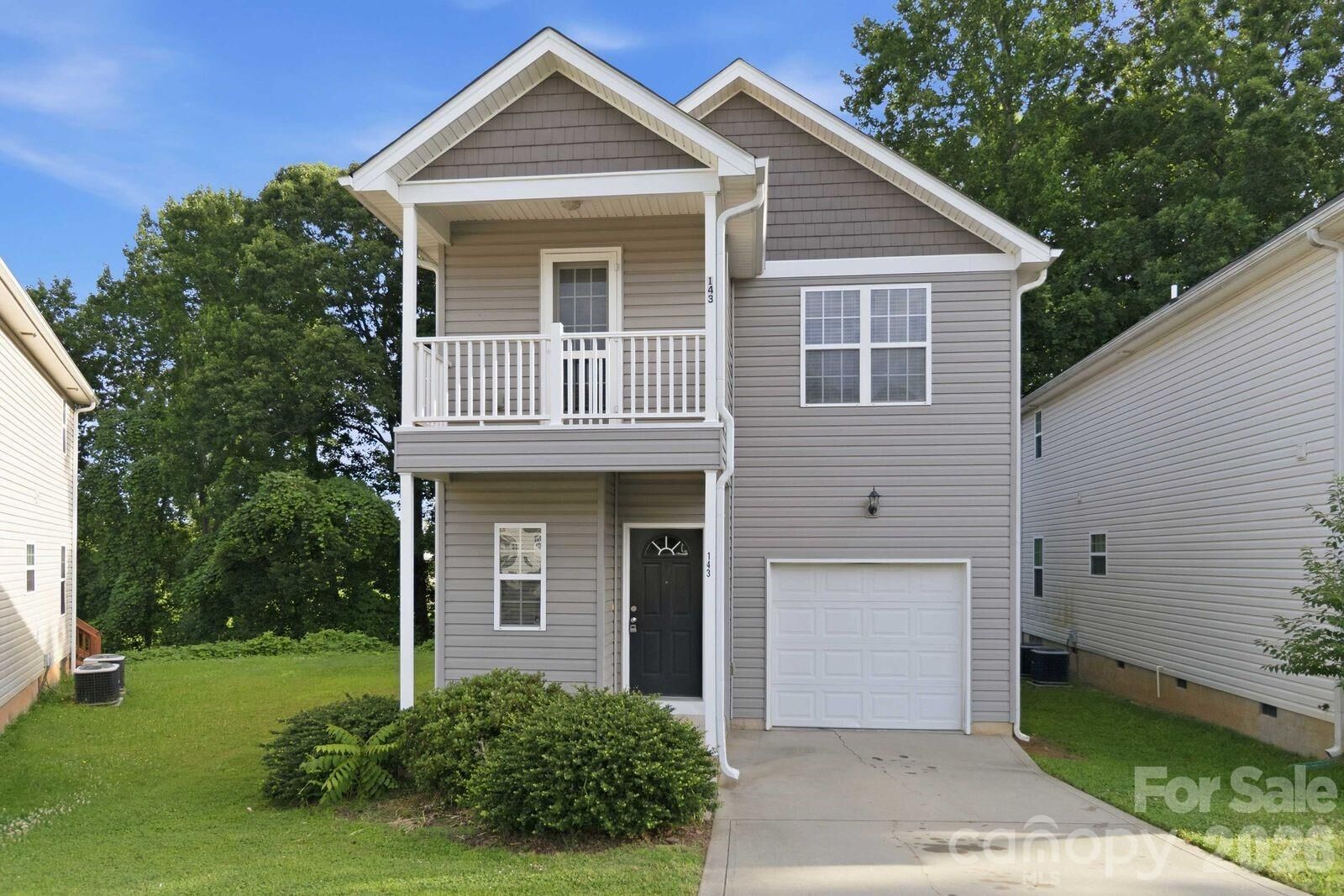 Property Photo: 143 High Bluff Circle NC 28115