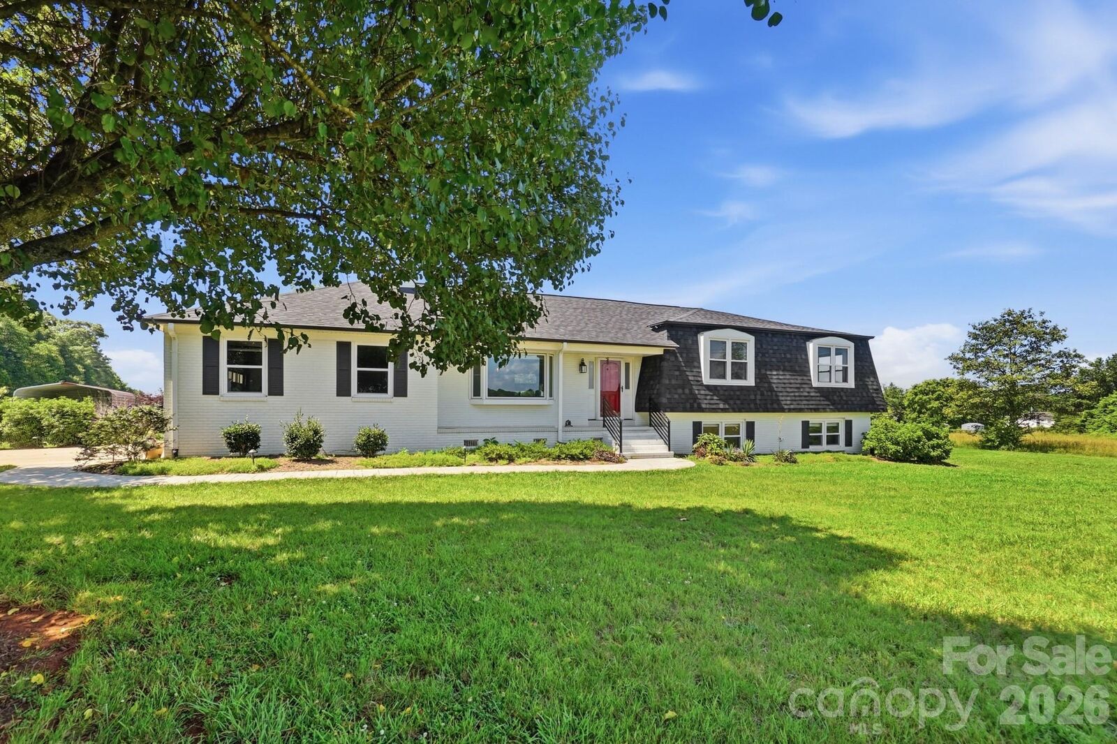 Property Photo: 130 Watts Farm Lane NC 28115