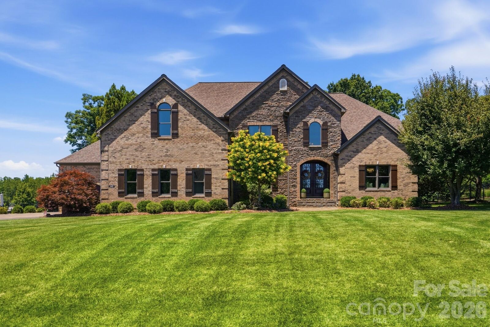 Property Photo:  142 Riverchase Lane  NC 28115 