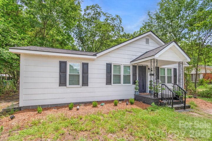 Property Photo: 229 Acl Avenue SC 29520