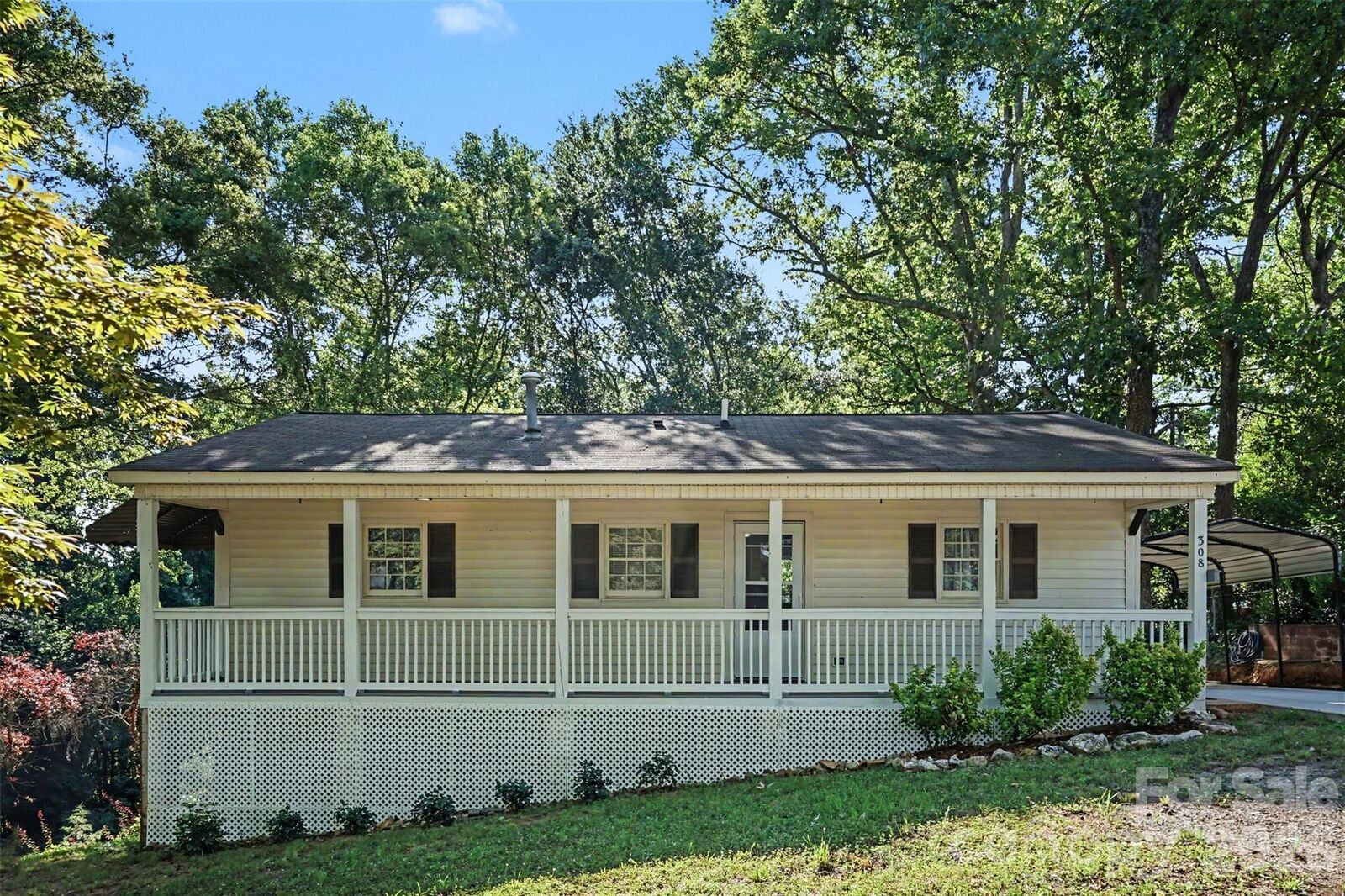Property Photo:  308 N Carpenter Street  NC 28086 