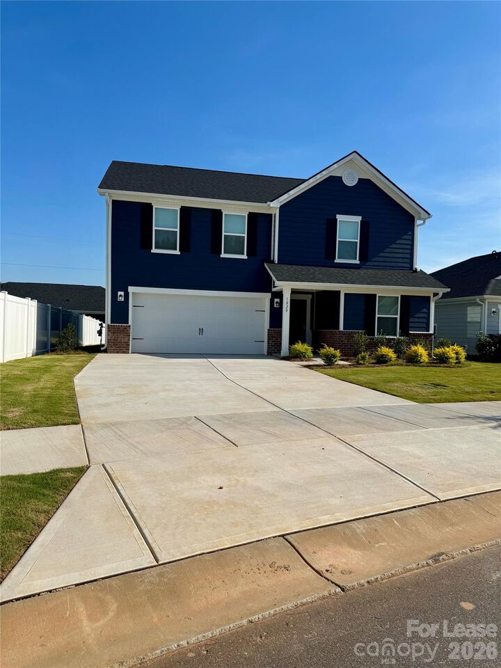Property Photo:  1020 Cunningham Farm Drive  NC 28079 