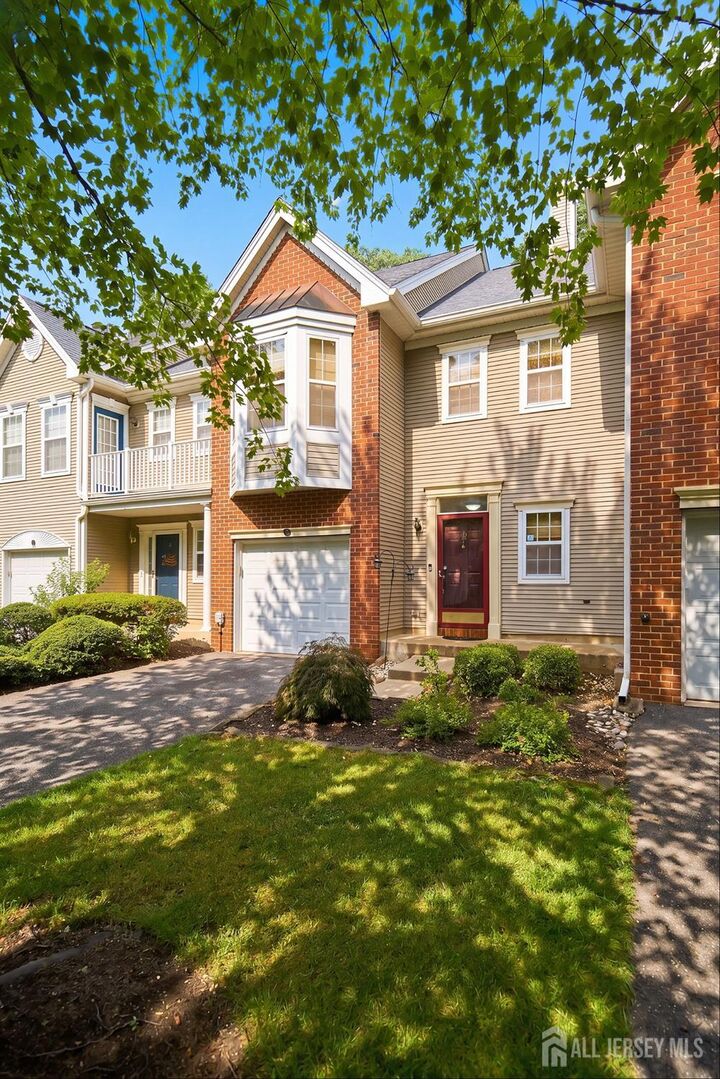 Property Photo:  10 Burr Court  NJ 08536 