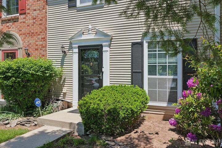 Property Photo:  79-79 Chelsea Court  NJ 08873 
