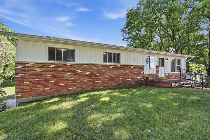 Property Photo: 5738 Fairfield Beach NE Road OH 43076