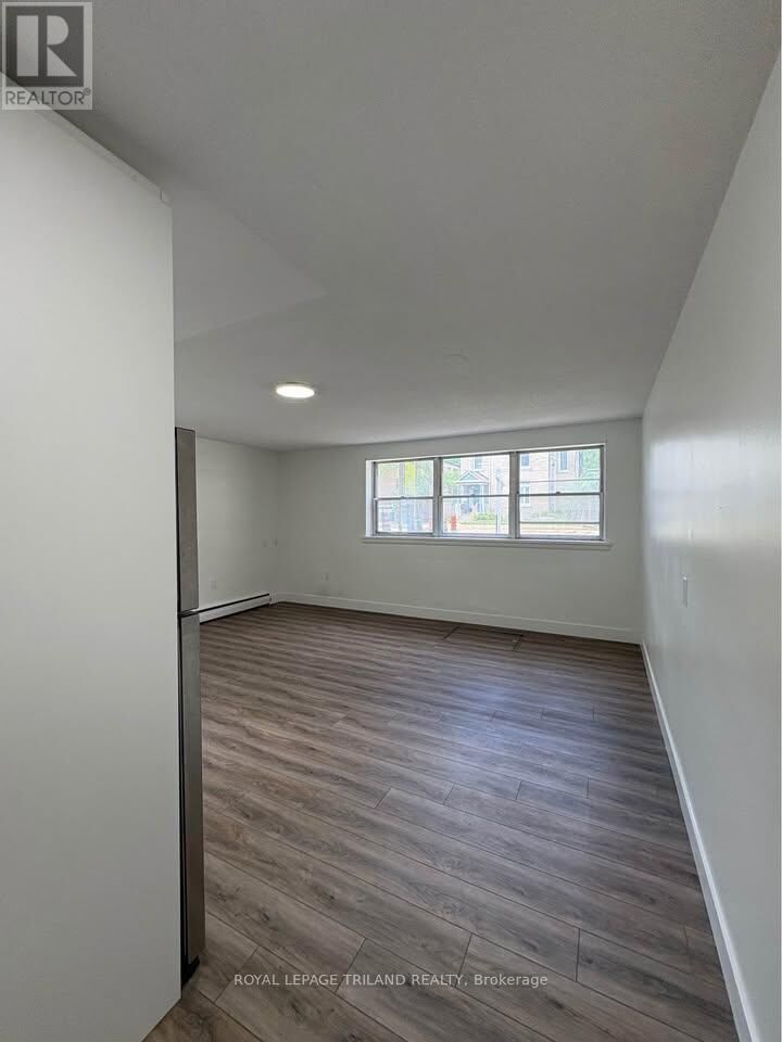Property Photo: 20 Craig Street F ON N6C 1E8