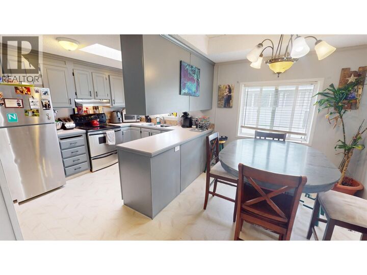 Property Photo:  602 Elm Street 32  BC V2J 3X1 