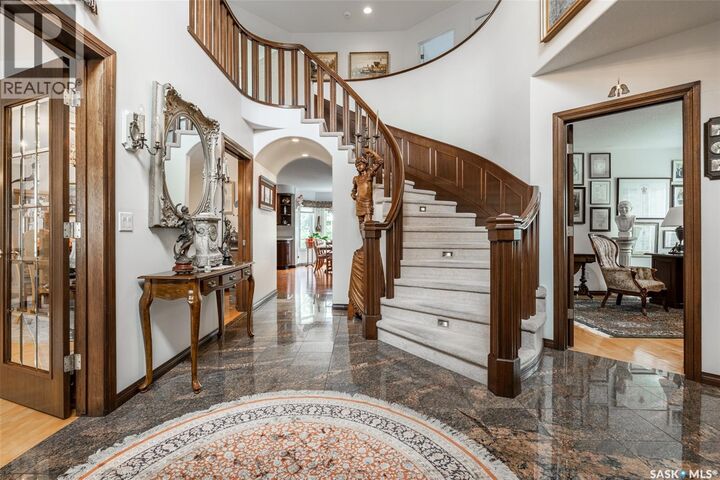 Property Photo:  811 Braeside View  SK S7V 1A7 