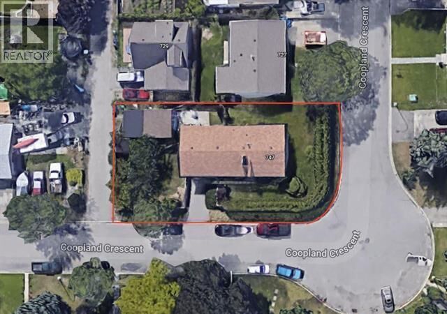 Property Photo: 747 Coopland Crescent BC V1Y 2V2