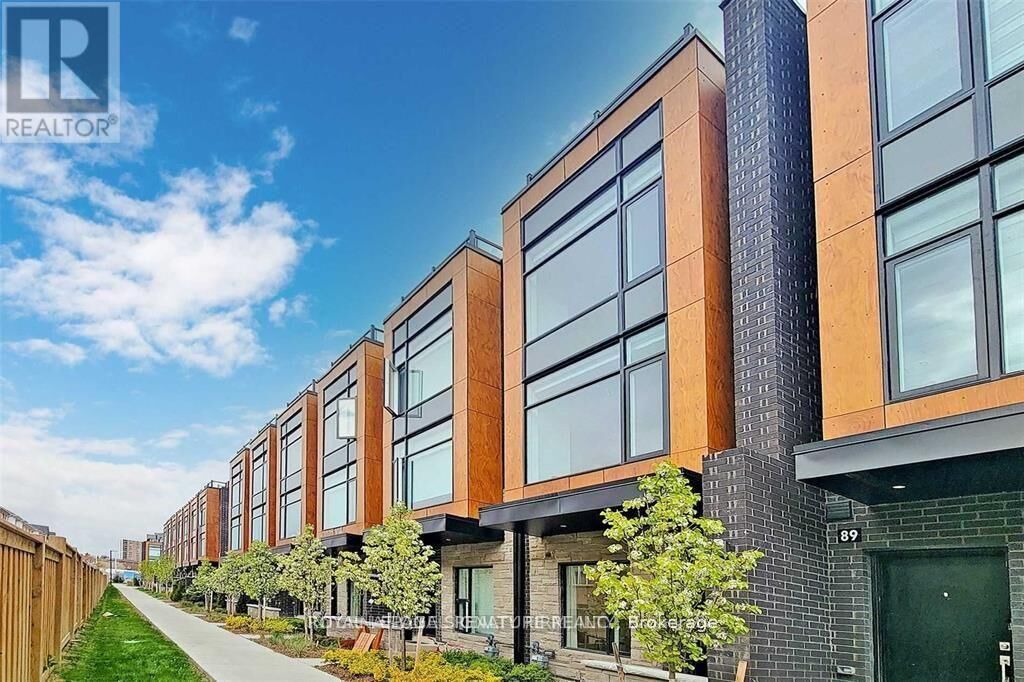 Property Photo:  200 Malta Avenue West 103  ON L6Y 6H8 
