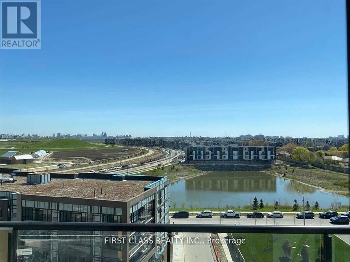 Property Photo:  50 George Butchart Drive 718  ON M3K 0C9 