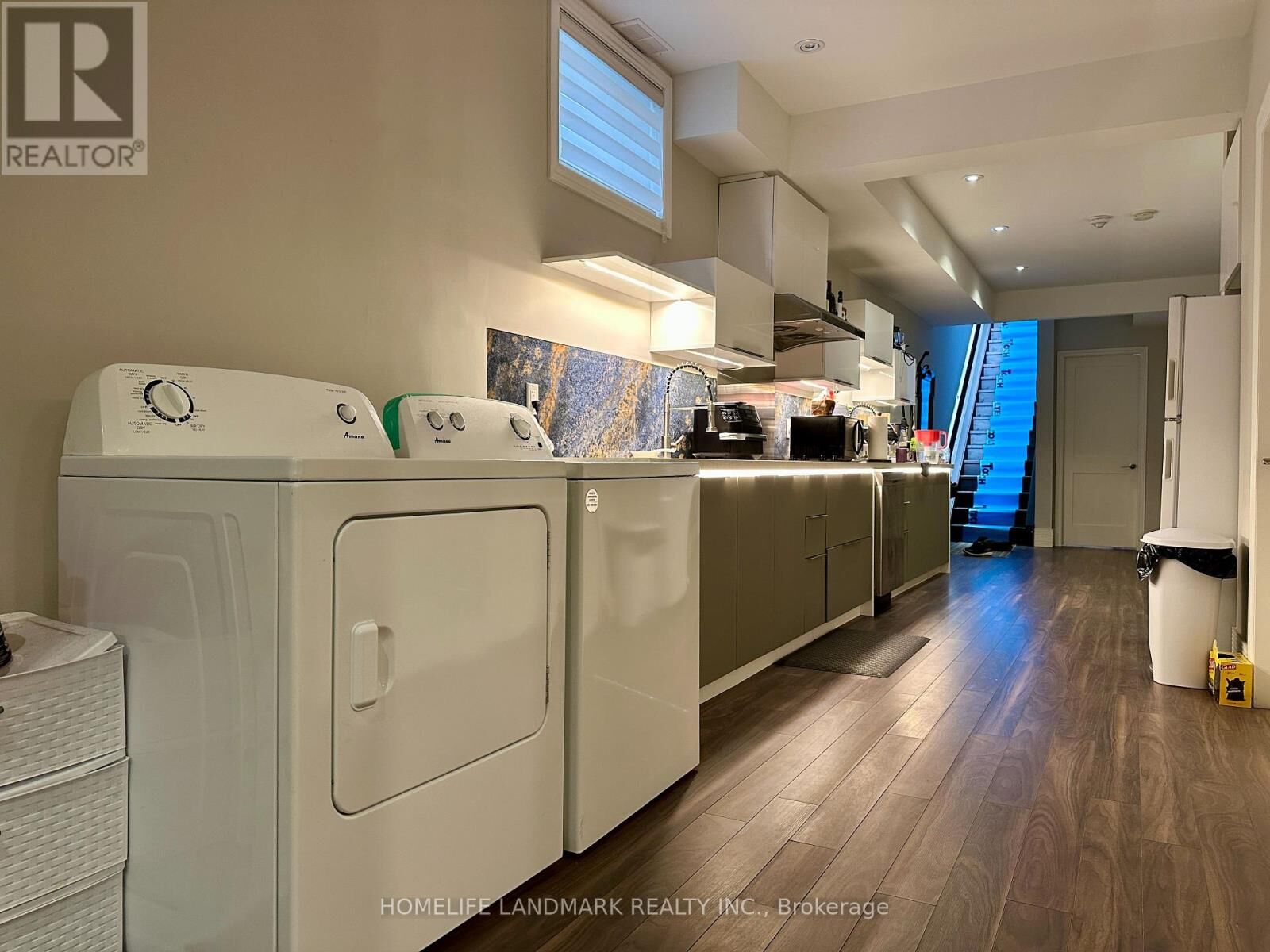 Property Photo:  86 Pemberton Avenue  ON M2M 1Y5 