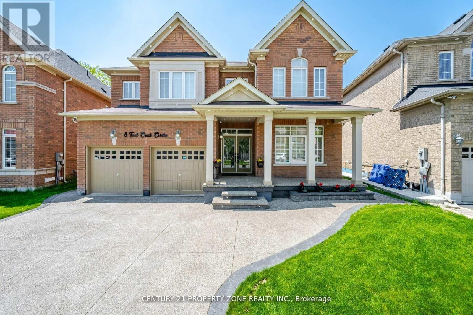 Property Photo: 8 Teal Crest Circle ON L6X 2Z6