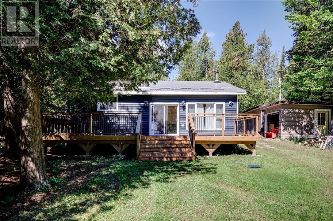 Property Photo:  1084 Bay Estates Road S  ON P0P 1W0 