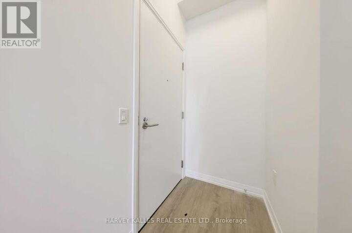 Property Photo:  50 Dunfield Avenue Ph17  ON M4S 0E4 