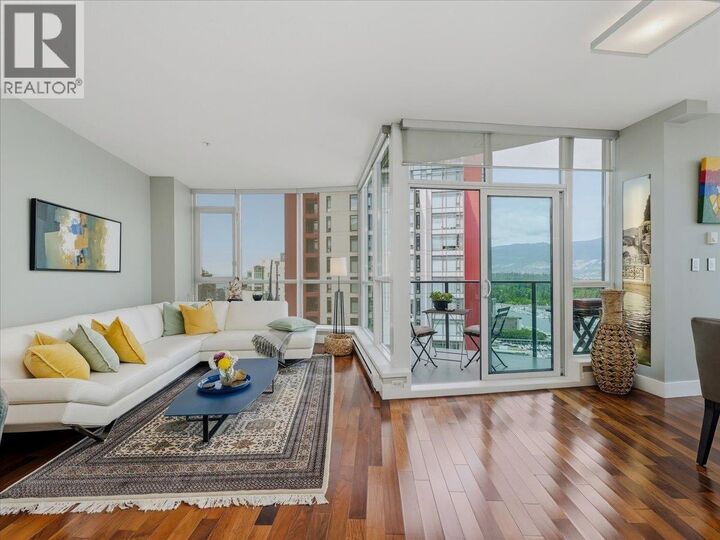 Property Photo:  1189 Melville Street 3301  BC V6E 4T8 