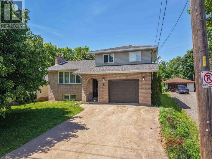 Property Photo:  61 Knox Ave  ON P6B 3X8 