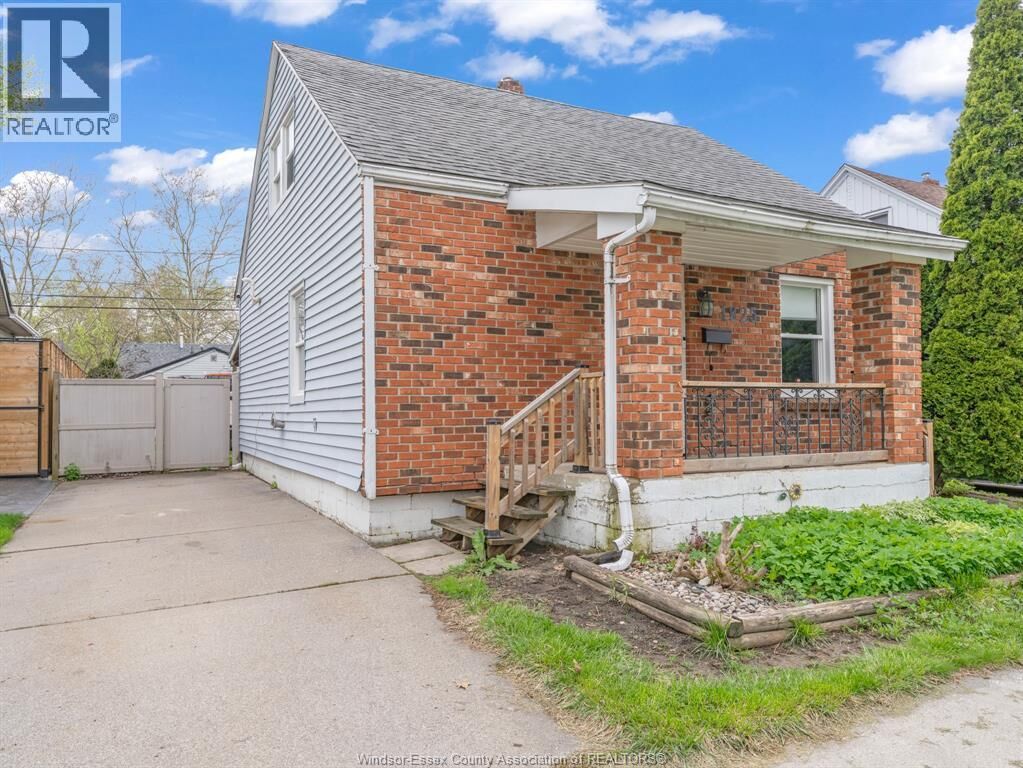 Property Photo: 1825 Tourangeau Road ON N8W 4N2