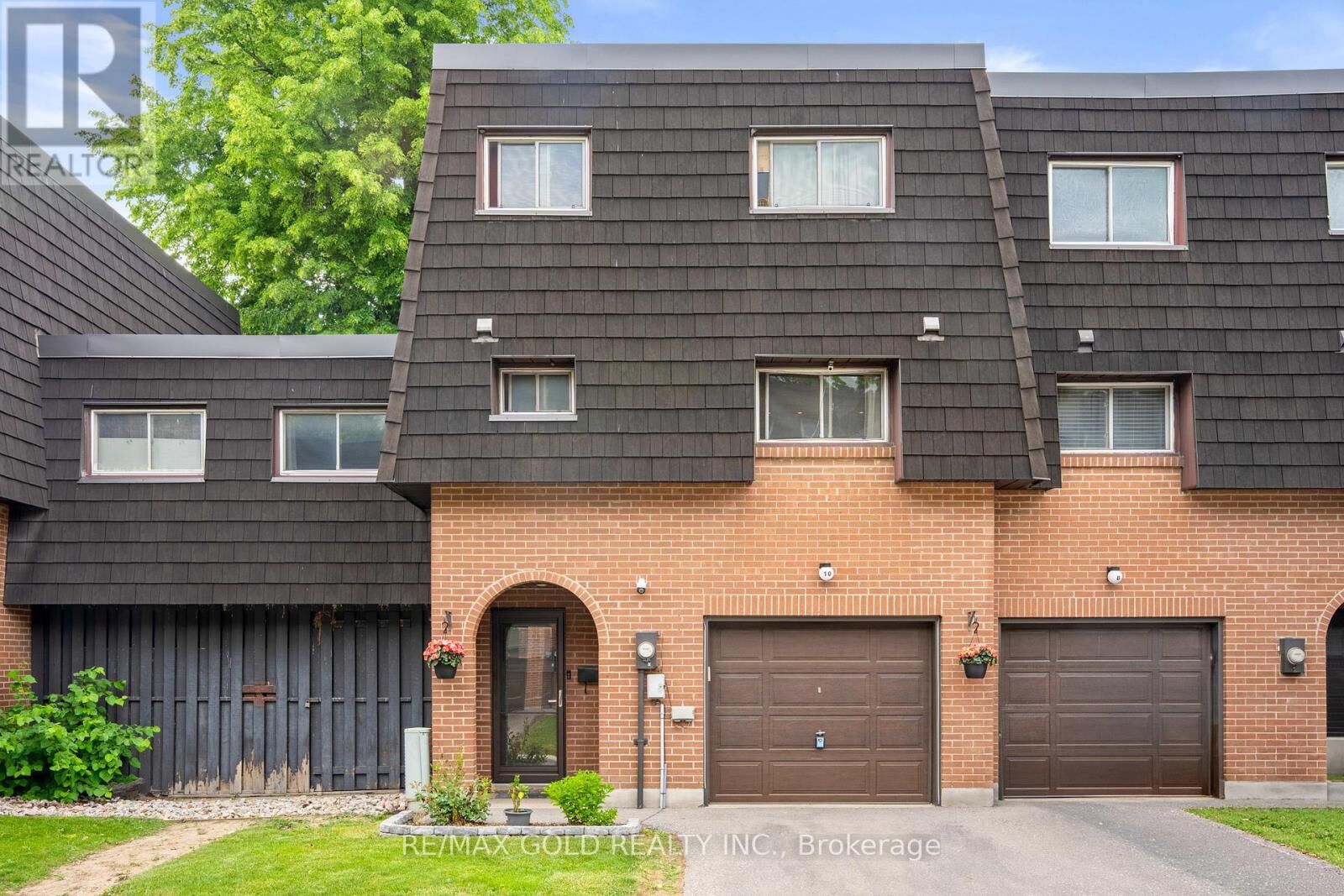 Property Photo:  10 Darras Court  ON L6T 1W7 