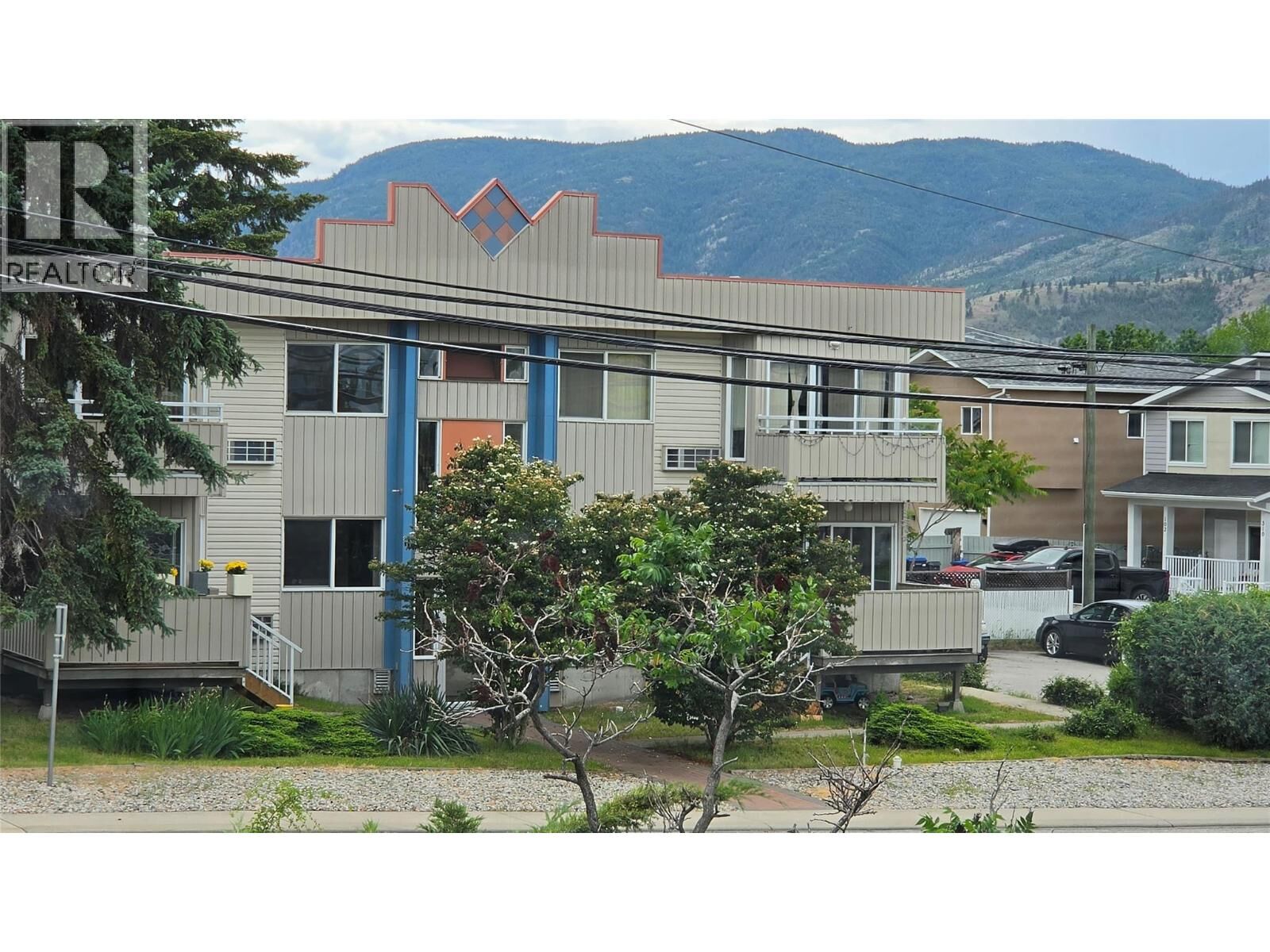 Property Photo: 307 Norton Street BC V2A 4H9