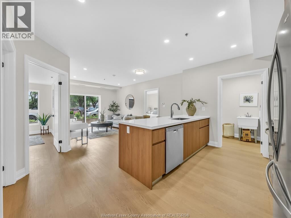 Property Photo: 11646 Tecumseh Road East 608 ON N8N 1L7