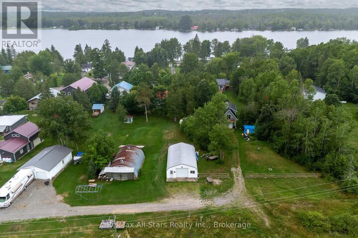 Property Photo: 93 Sturgeon Glen Road ON K0M 1N0