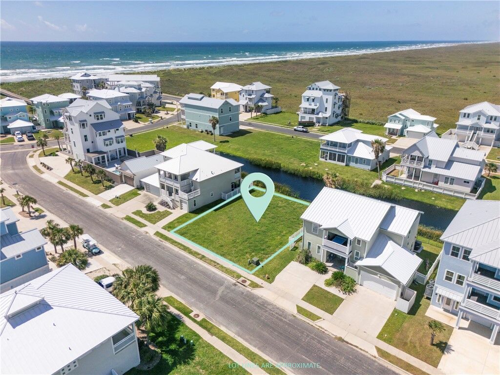 Property Photo: 113 Frontside Drive TX 78418