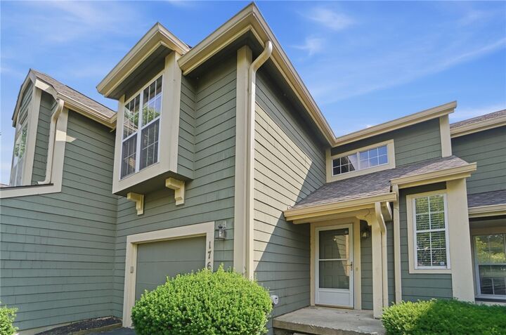 Property Photo:  176 Queens Crossing 158  OH 45458 