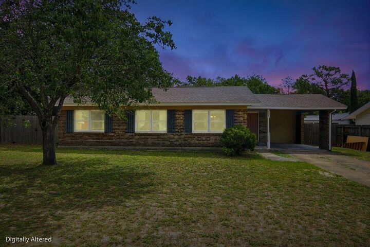 Property Photo: 60 Oak Lane FL 32579