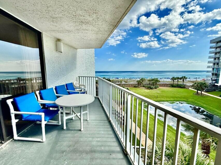 Property Photo:  114 Mainsail Drive Unit 138  FL 32550 