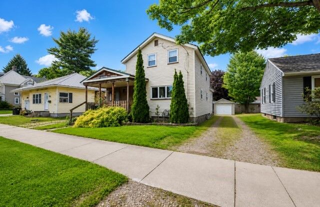 Property Photo:  1026 N Center Street  PA 16407 