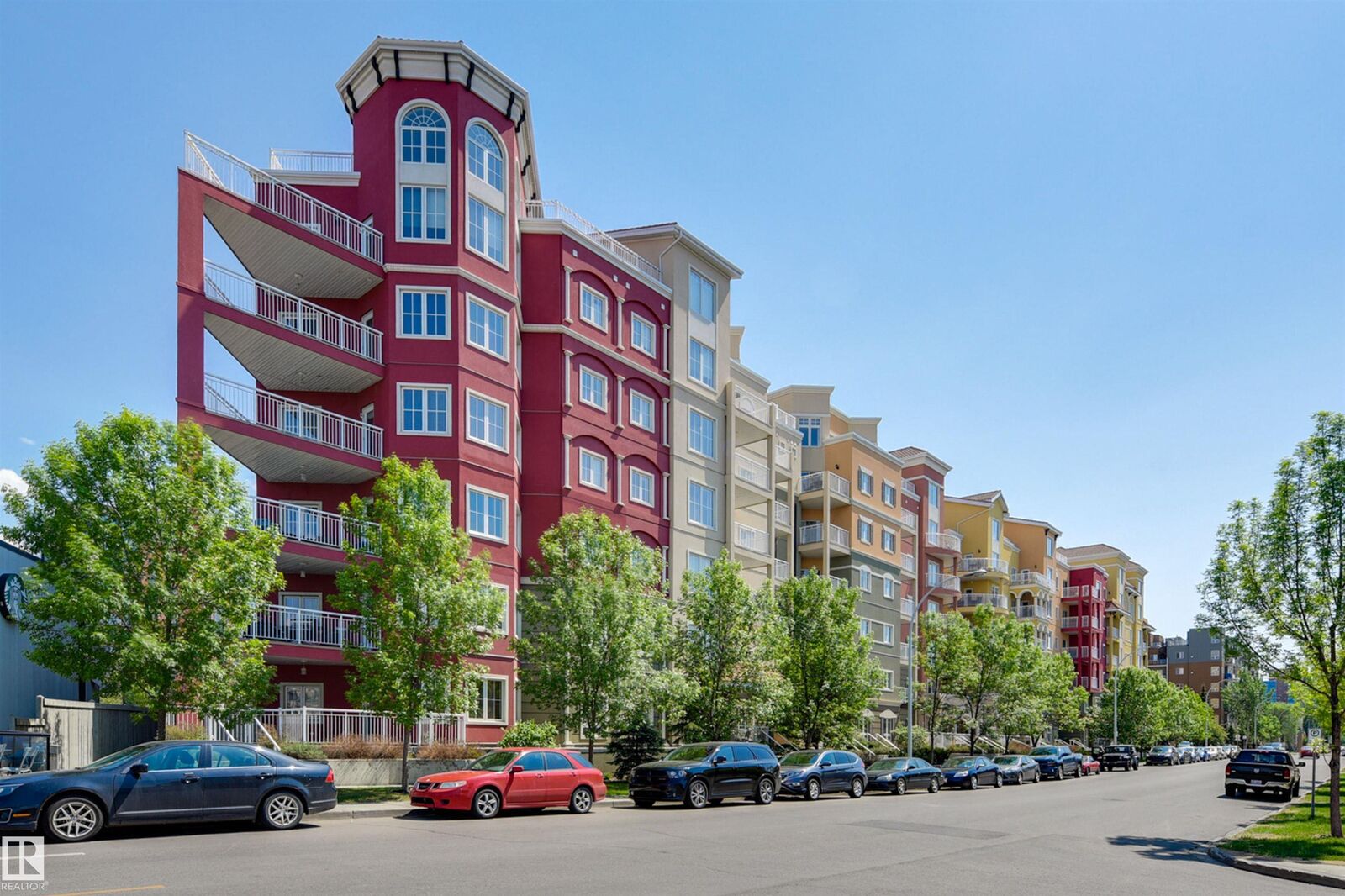 Property Photo:  10333 112 Street NW 521  AB T5K 0B4 
