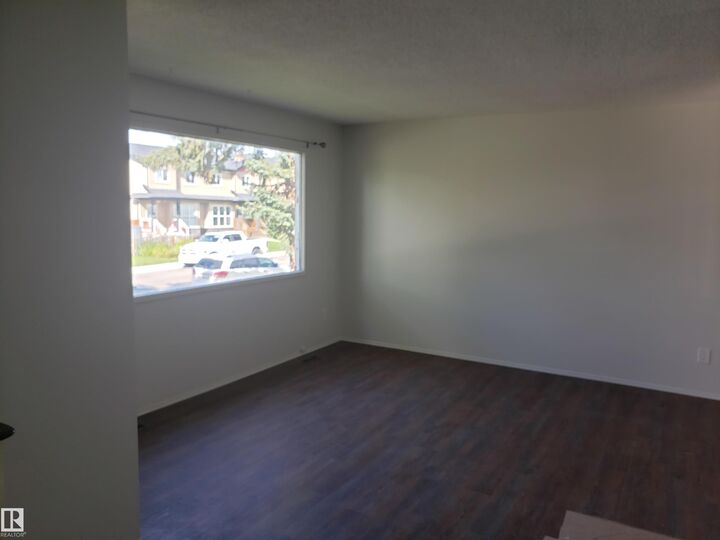 Property Photo:  10219A 155 Street NW  AB T5P 2L8 