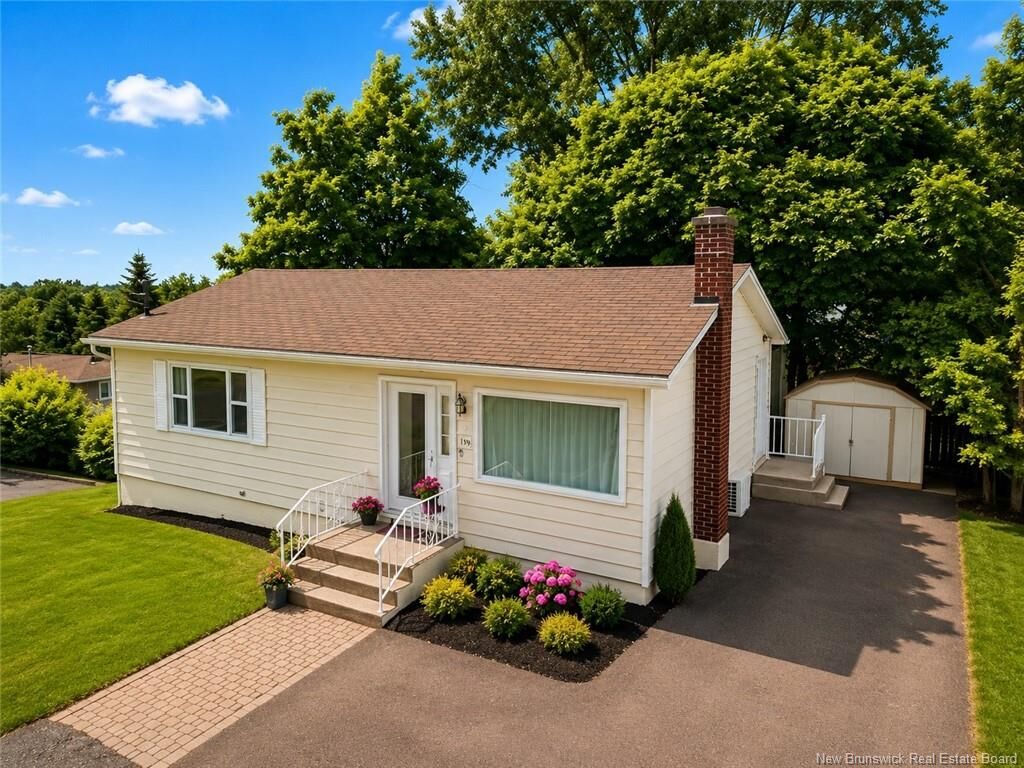 Property Photo: 173 Winter Avenue NB E1C 5X5